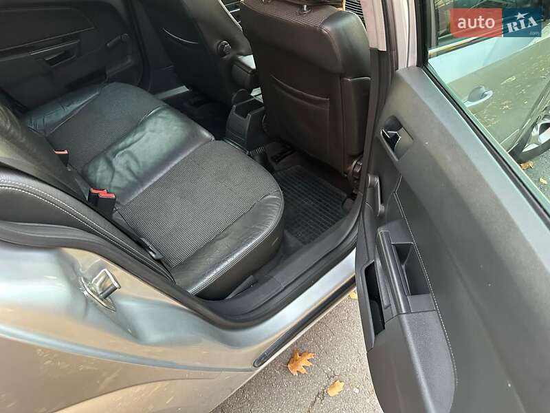 Універсал Opel Astra 2005 в Ватутіному