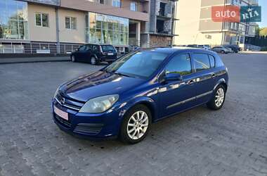 Хетчбек Opel Astra 2005 в Чернівцях