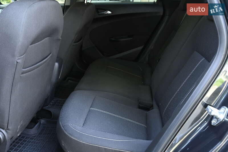 Универсал Opel Astra 2014 в Бердичеве фото 23 Универсал Opel Astra 2014 в Бердичеве