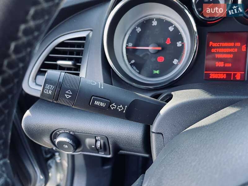 Универсал Opel Astra 2011 в Тернополе