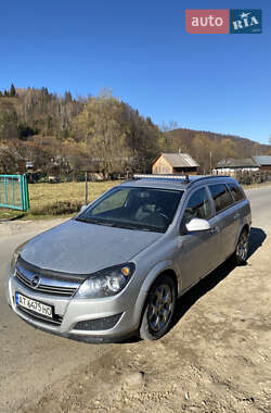 Универсал Opel Astra 2011 в Косове