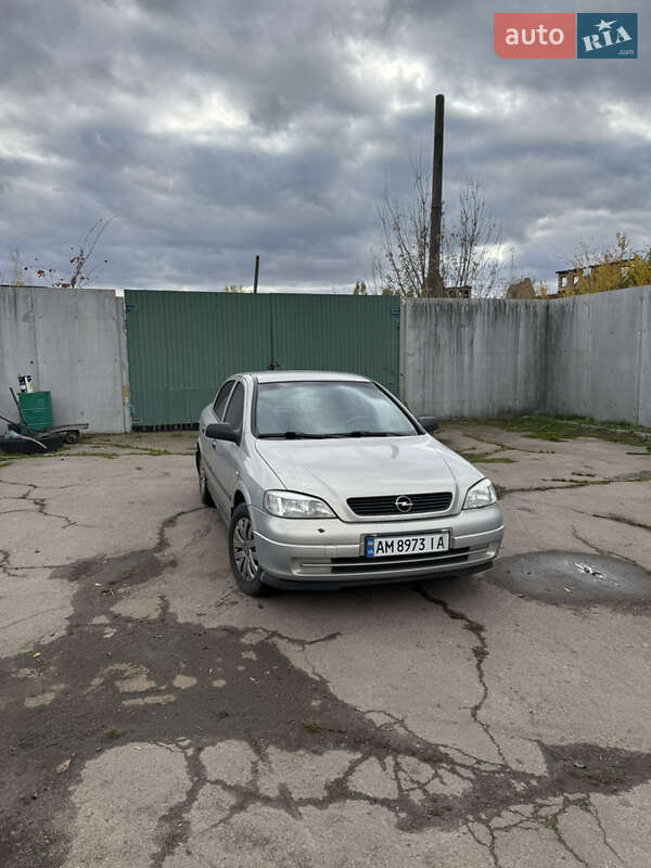 Седан Opel Astra 2007 в Житомире фото 3 Седан Opel Astra 2007 в Житомире