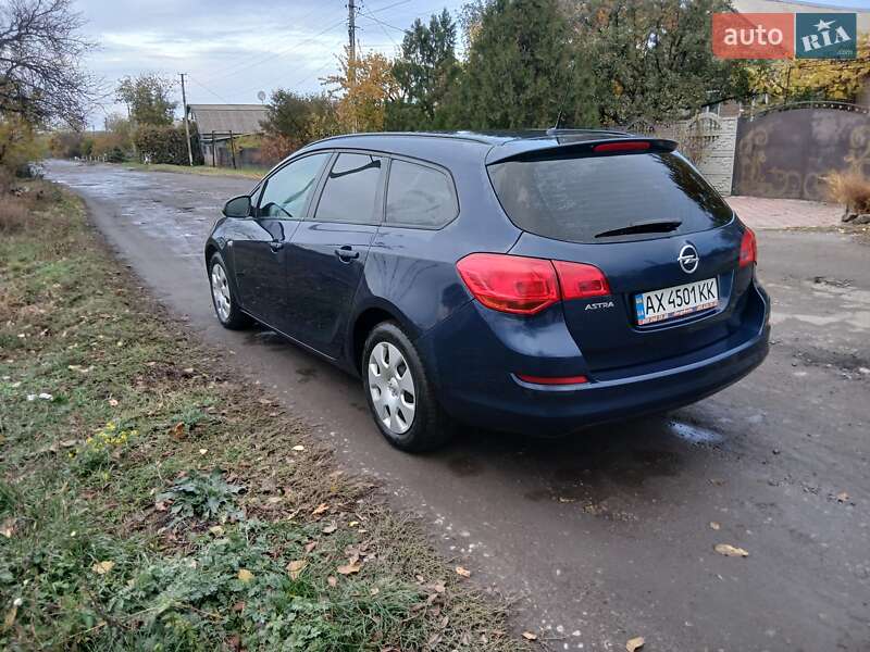 Универсал Opel Astra 2012 в Павлограде фото 4 Универсал Opel Astra 2012 в Павлограде