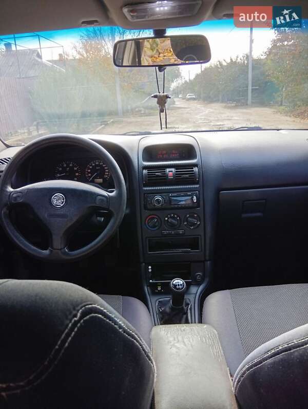 Седан Opel Astra 2006 в Первомайске фото 2 Седан Opel Astra 2006 в Первомайске