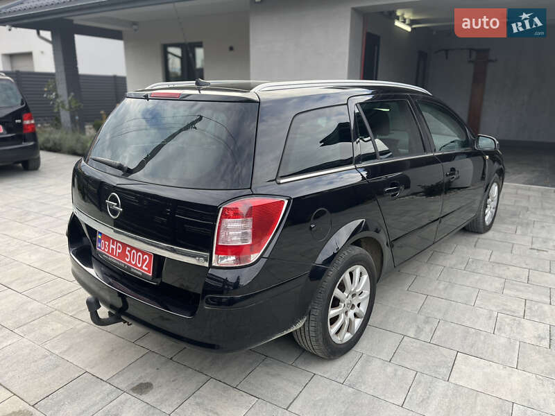 Универсал Opel Astra 2008 в Львове