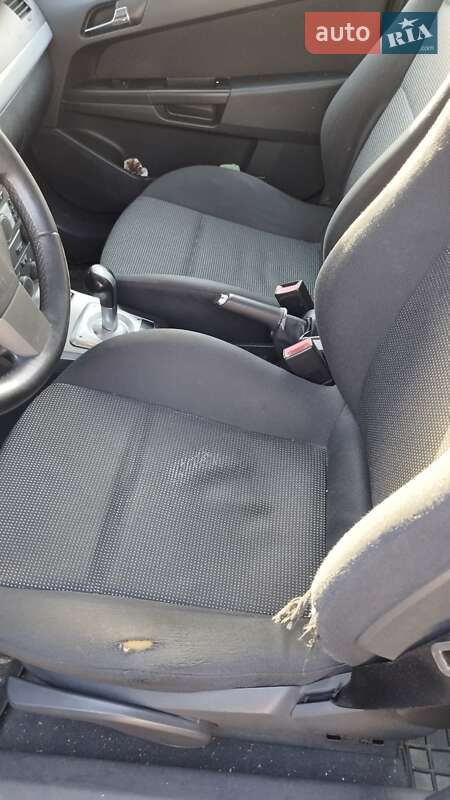 Хэтчбек Opel Astra 2006 в Киеве