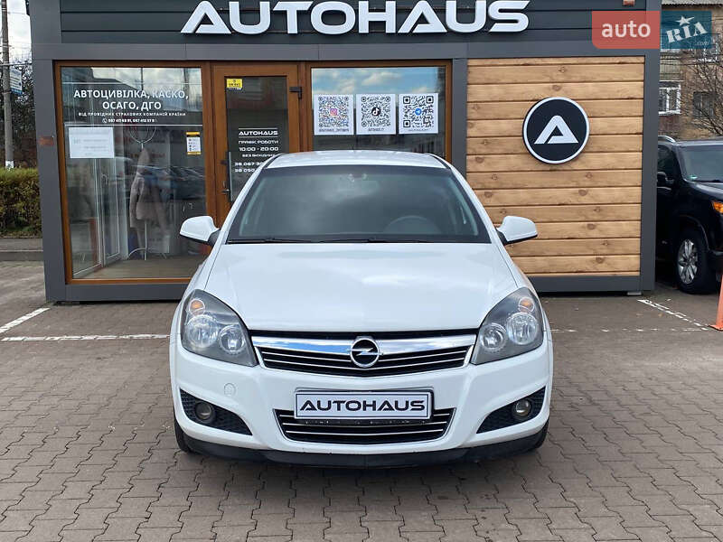 Универсал Opel Astra 2012 в Житомире фото 2 Универсал Opel Astra 2012 в Житомире