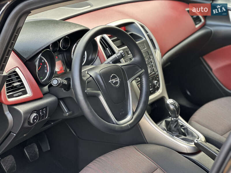 Хэтчбек Opel Astra 2010 в Надворной фото 23 Хэтчбек Opel Astra 2010 в Надворной