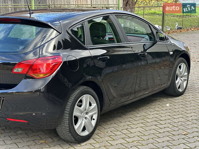 Хэтчбек Opel Astra 2010 в Надворной фото 21 Хэтчбек Opel Astra 2010 в Надворной
