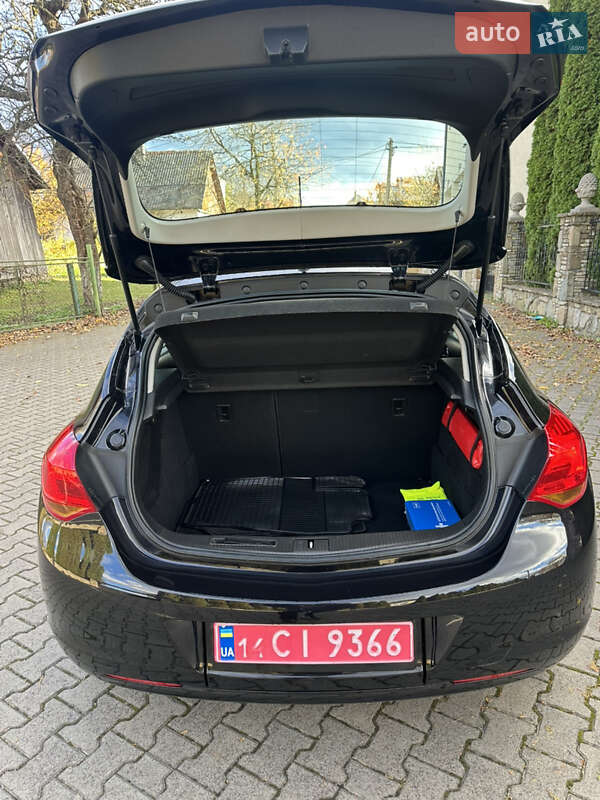 Хэтчбек Opel Astra 2010 в Надворной фото 44 Хэтчбек Opel Astra 2010 в Надворной