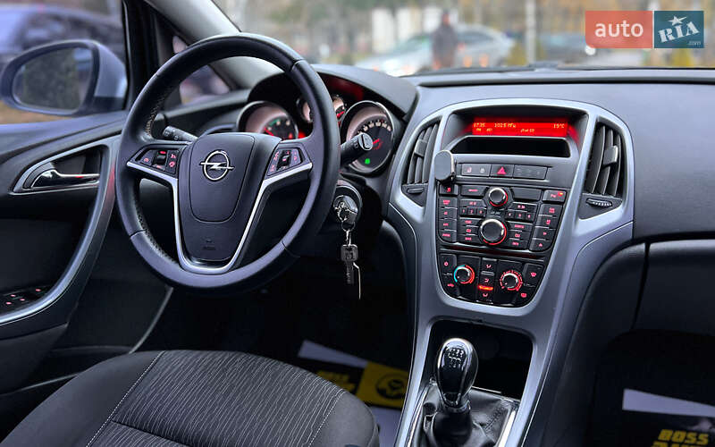 Универсал Opel Astra 2013 в Львове фото 19 Универсал Opel Astra 2013 в Львове