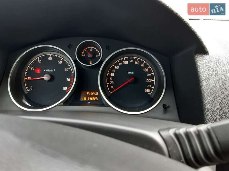 Универсал Opel Astra 2008 в Одессе