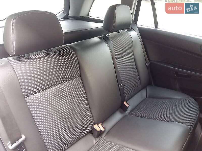 Универсал Opel Astra 2008 в Одессе