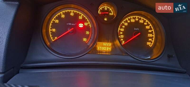 Хэтчбек Opel Astra 2010 в Кропивницком