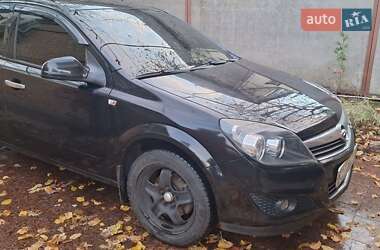 Хэтчбек Opel Astra 2010 в Кропивницком