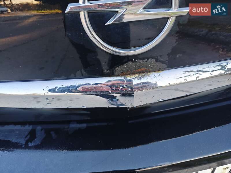 Хэтчбек Opel Astra 2011 в Львове