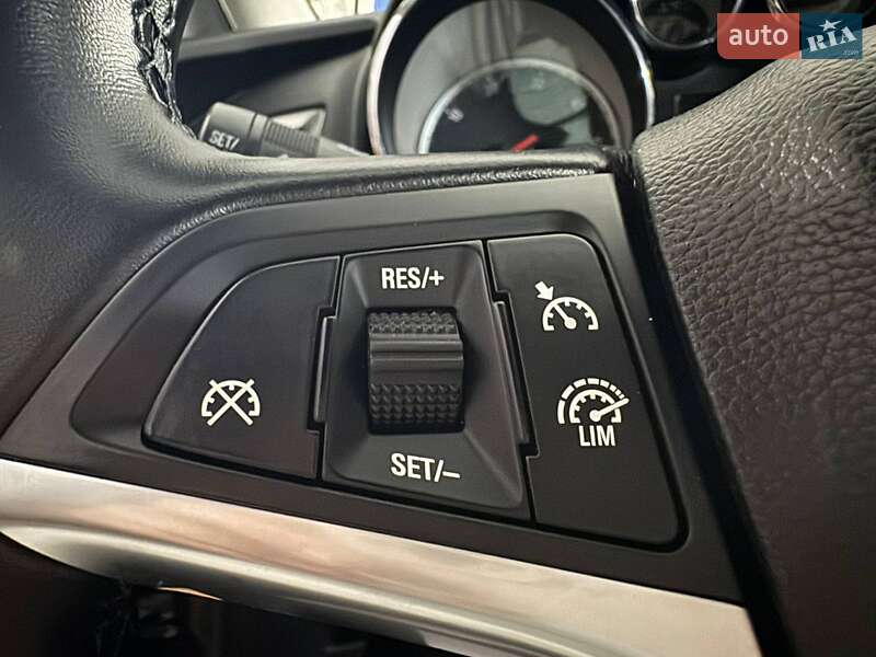 Универсал Opel Astra 2015 в Дрогобыче фото 107 Универсал Opel Astra 2015 в Дрогобыче