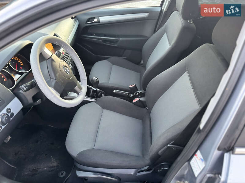 Универсал Opel Astra 2005 в Золочеве фото 41 Универсал Opel Astra 2005 в Золочеве