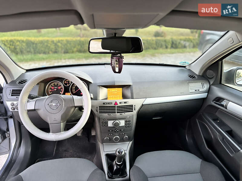 Универсал Opel Astra 2005 в Золочеве фото 51 Универсал Opel Astra 2005 в Золочеве