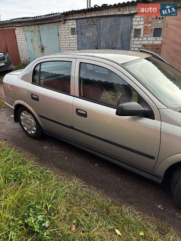 Седан Opel Astra 2008 в Житомире фото 10 Седан Opel Astra 2008 в Житомире