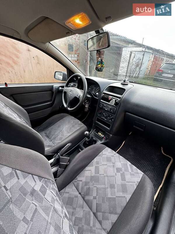 Седан Opel Astra 2008 в Житомире фото 18 Седан Opel Astra 2008 в Житомире