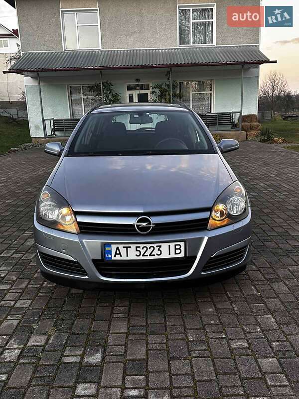 Универсал Opel Astra 2004 в Коломые