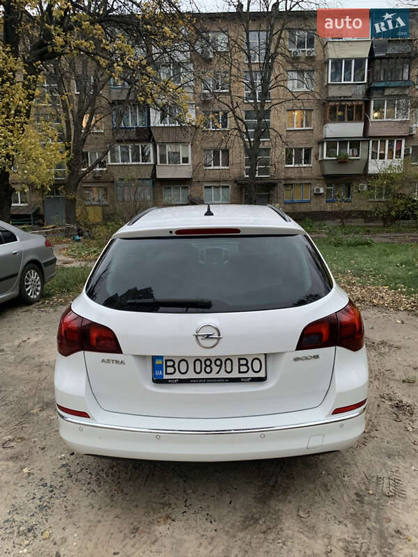 Универсал Opel Astra 2013 в Киеве фото 5 Универсал Opel Astra 2013 в Киеве