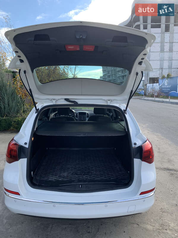 Универсал Opel Astra 2013 в Киеве фото 10 Универсал Opel Astra 2013 в Киеве