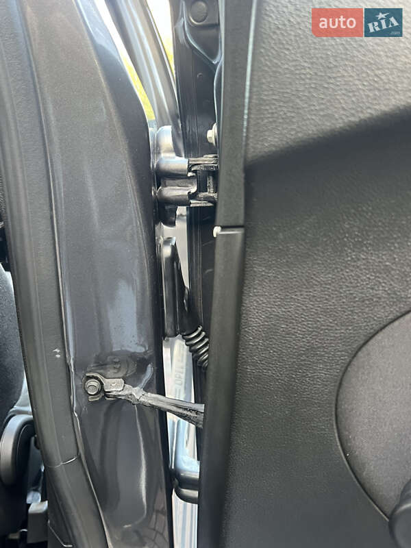 Хэтчбек Opel Astra 2011 в Хороле фото 97 Хэтчбек Opel Astra 2011 в Хороле