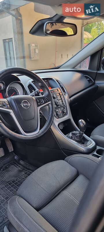 Универсал Opel Astra 2014 в Иршаве фото 6 Универсал Opel Astra 2014 в Иршаве
