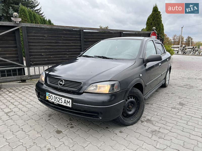 Седан Opel Astra 2008 в Тернополе