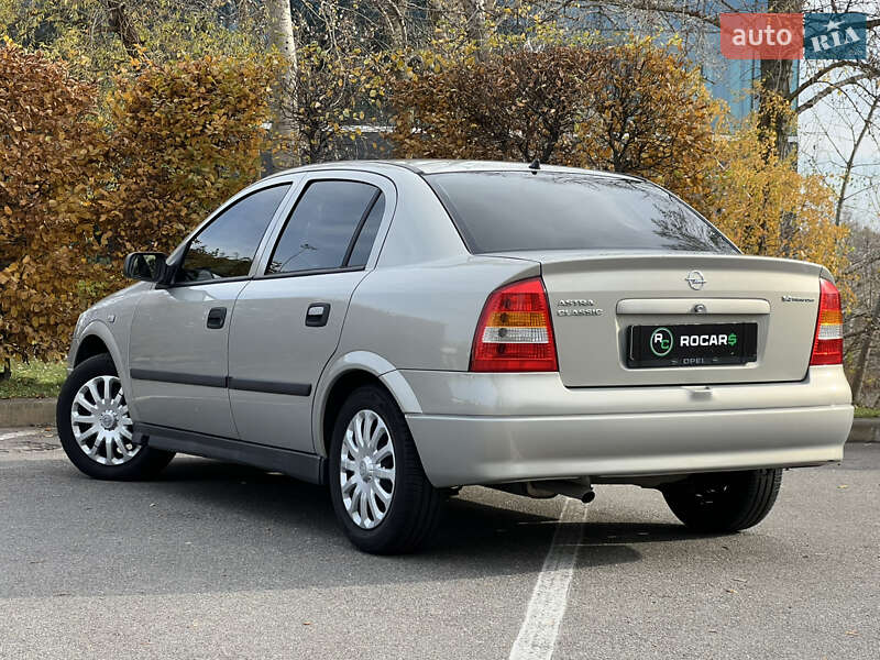 Седан Opel Astra 2006 в Києві фото 17 Седан Opel Astra 2006 в Києві