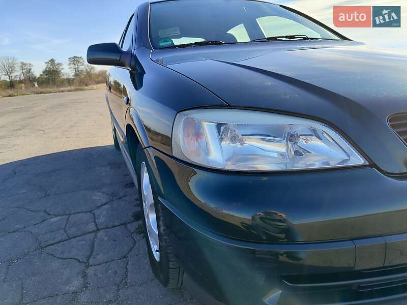 Хэтчбек Opel Astra 1999 в Баре