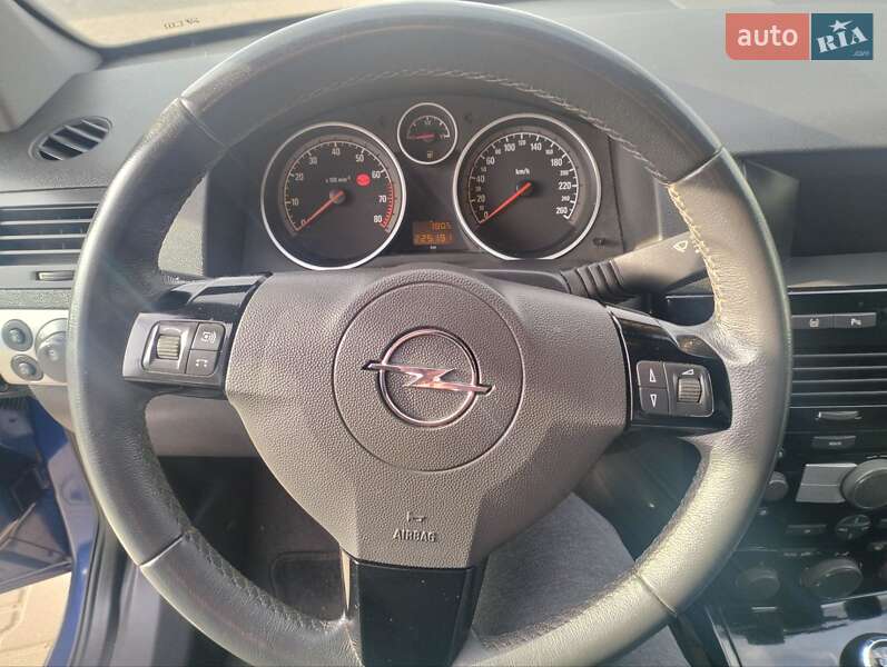 Универсал Opel Astra 2009 в Белой Церкви