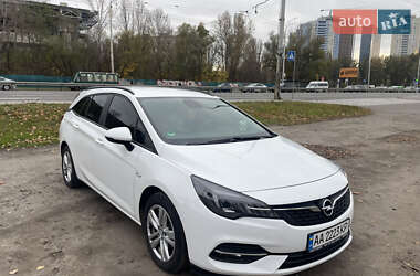 Универсал Opel Astra 2020 в Киеве