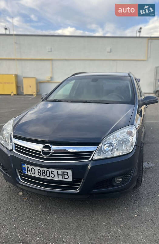 Универсал Opel Astra 2009 в Виноградове фото 2 Универсал Opel Astra 2009 в Виноградове