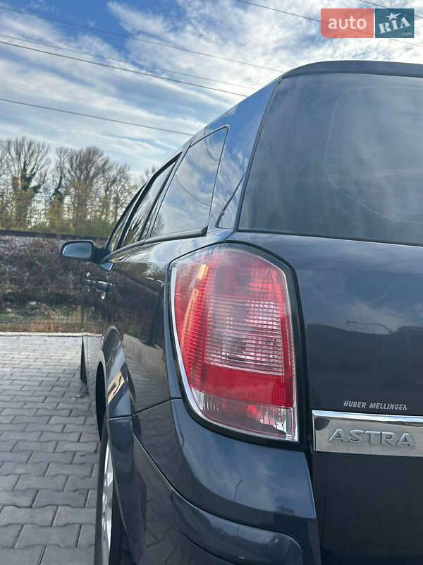 Универсал Opel Astra 2009 в Виноградове фото 9 Универсал Opel Astra 2009 в Виноградове