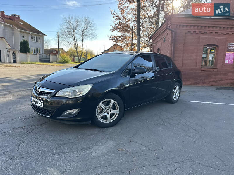 Хетчбек Opel Astra 2011 в Вінниці