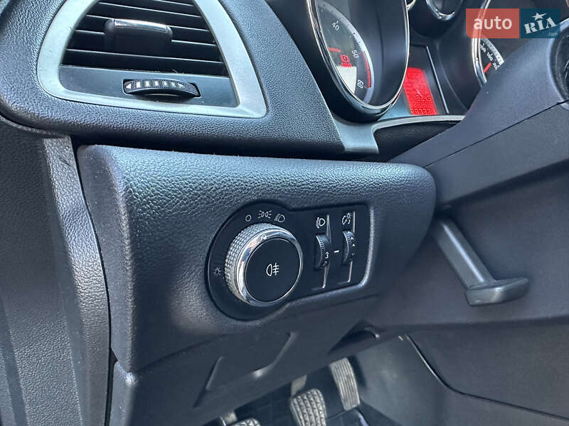 Хетчбек Opel Astra 2011 в Вінниці