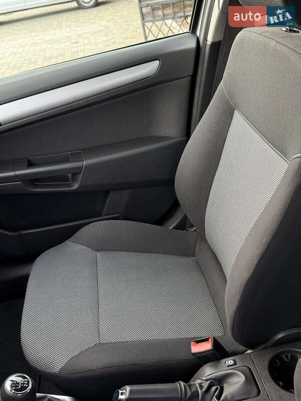 Универсал Opel Astra 2009 в Шепетовке фото 16 Универсал Opel Astra 2009 в Шепетовке