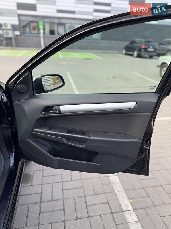 Універсал Opel Astra 2009 в Черкасах фото 11 Універсал Opel Astra 2009 в Черкасах