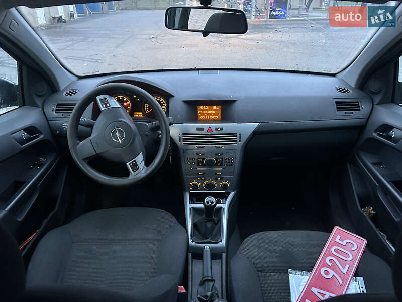Универсал Opel Astra 2009 в Луцке фото 9 Универсал Opel Astra 2009 в Луцке