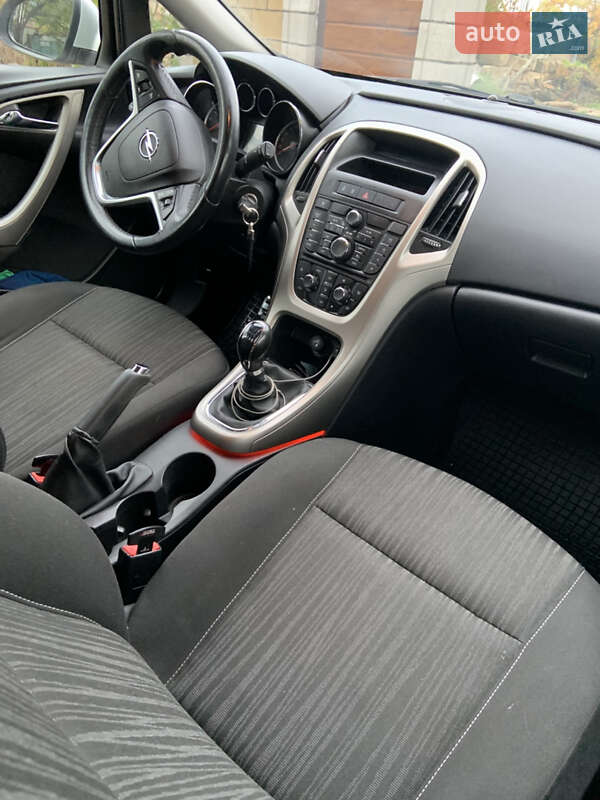 Универсал Opel Astra 2011 в Одессе фото 16 Универсал Opel Astra 2011 в Одессе
