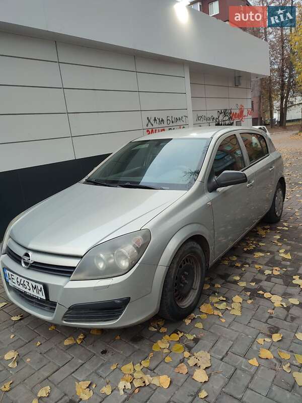 Хэтчбек Opel Astra 2004 в Кривом Роге фото 2 Хэтчбек Opel Astra 2004 в Кривом Роге