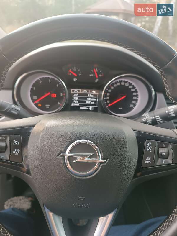 Универсал Opel Astra 2018 в Славуте