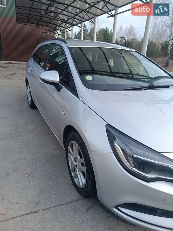 Универсал Opel Astra 2018 в Славуте