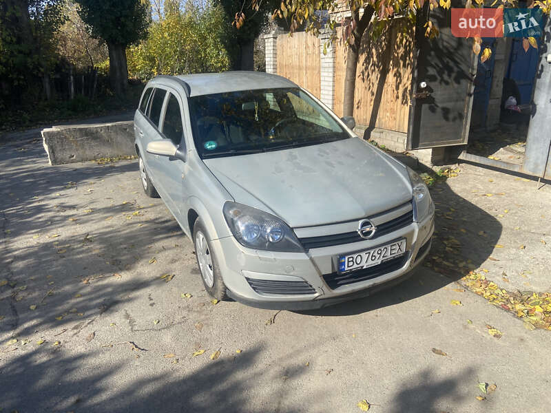 Универсал Opel Astra 2005 в Киеве