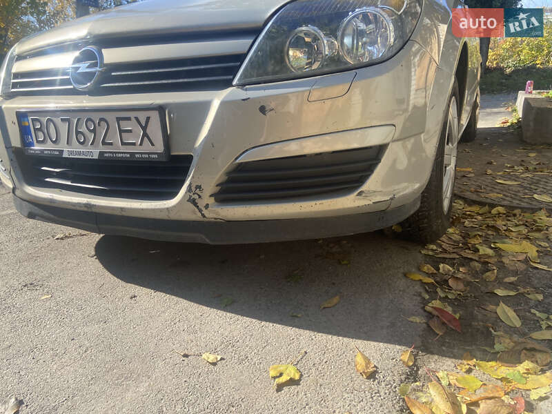 Универсал Opel Astra 2005 в Киеве