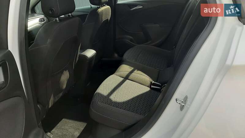 Універсал Opel Astra 2019 в Хмельницькому