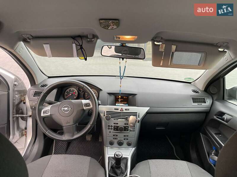 Универсал Opel Astra 2009 в Рожнятове фото 9 Универсал Opel Astra 2009 в Рожнятове